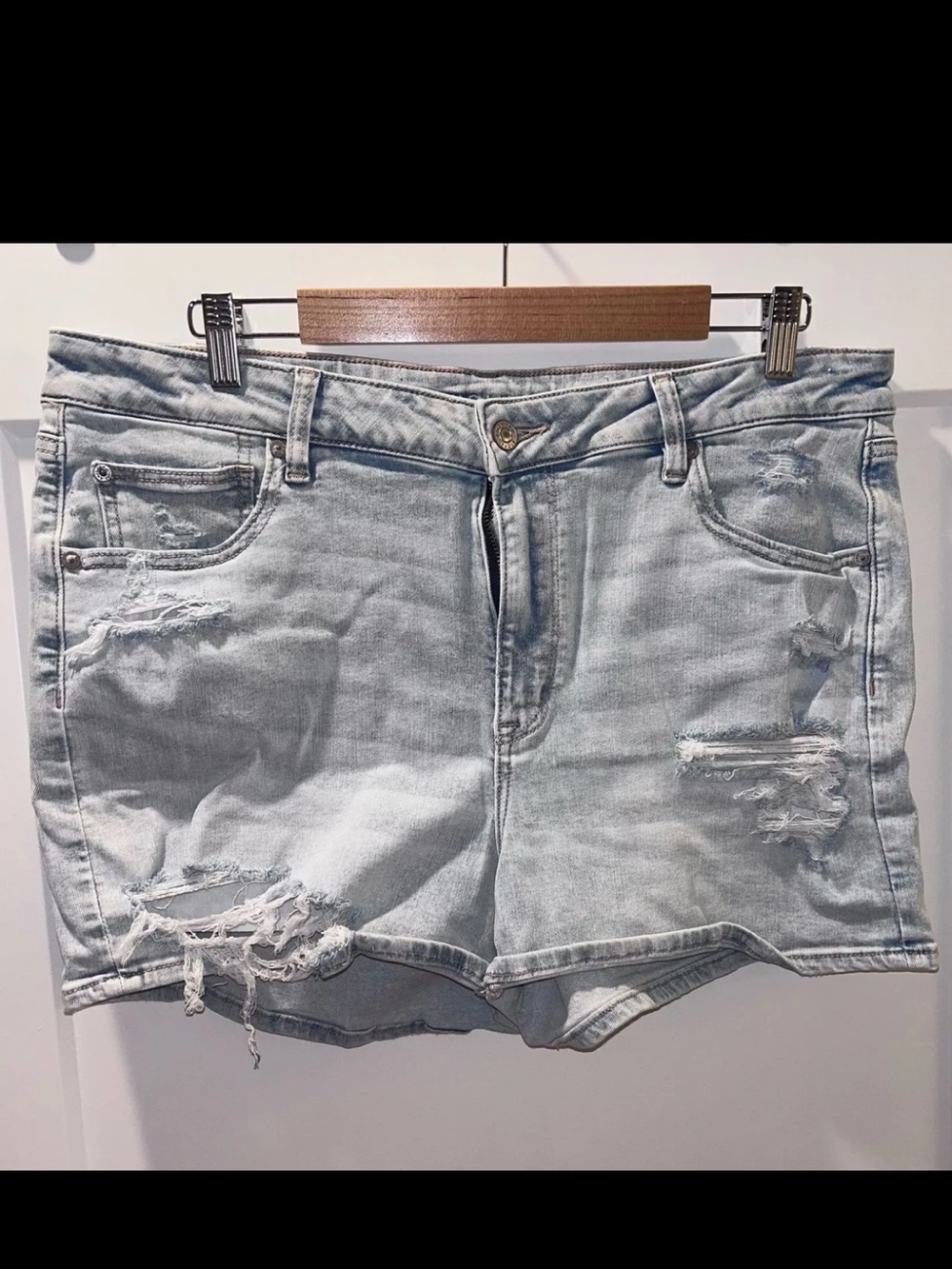 American Eagle Outfitters Light Blue Distressed Denim Shorts